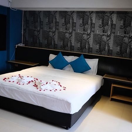 Royal Nine Hotel Kanchanaburi Ngoại thất bức ảnh