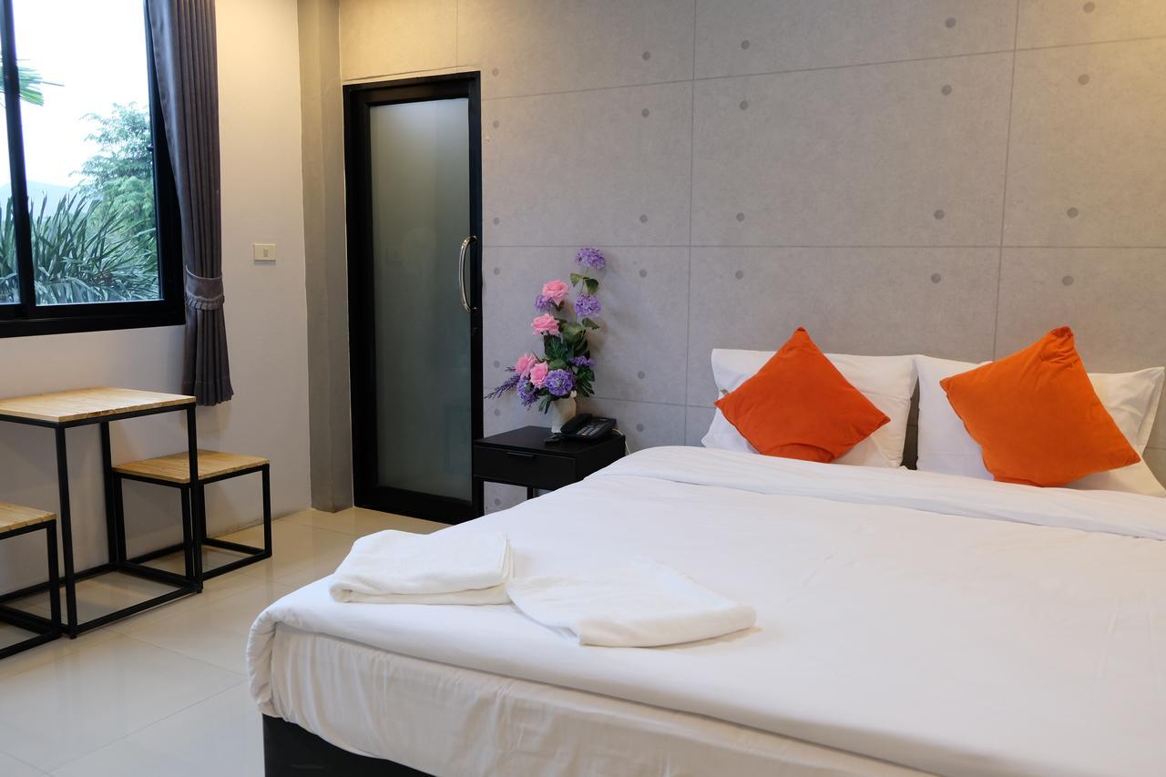 Royal Nine Hotel Kanchanaburi Ngoại thất bức ảnh