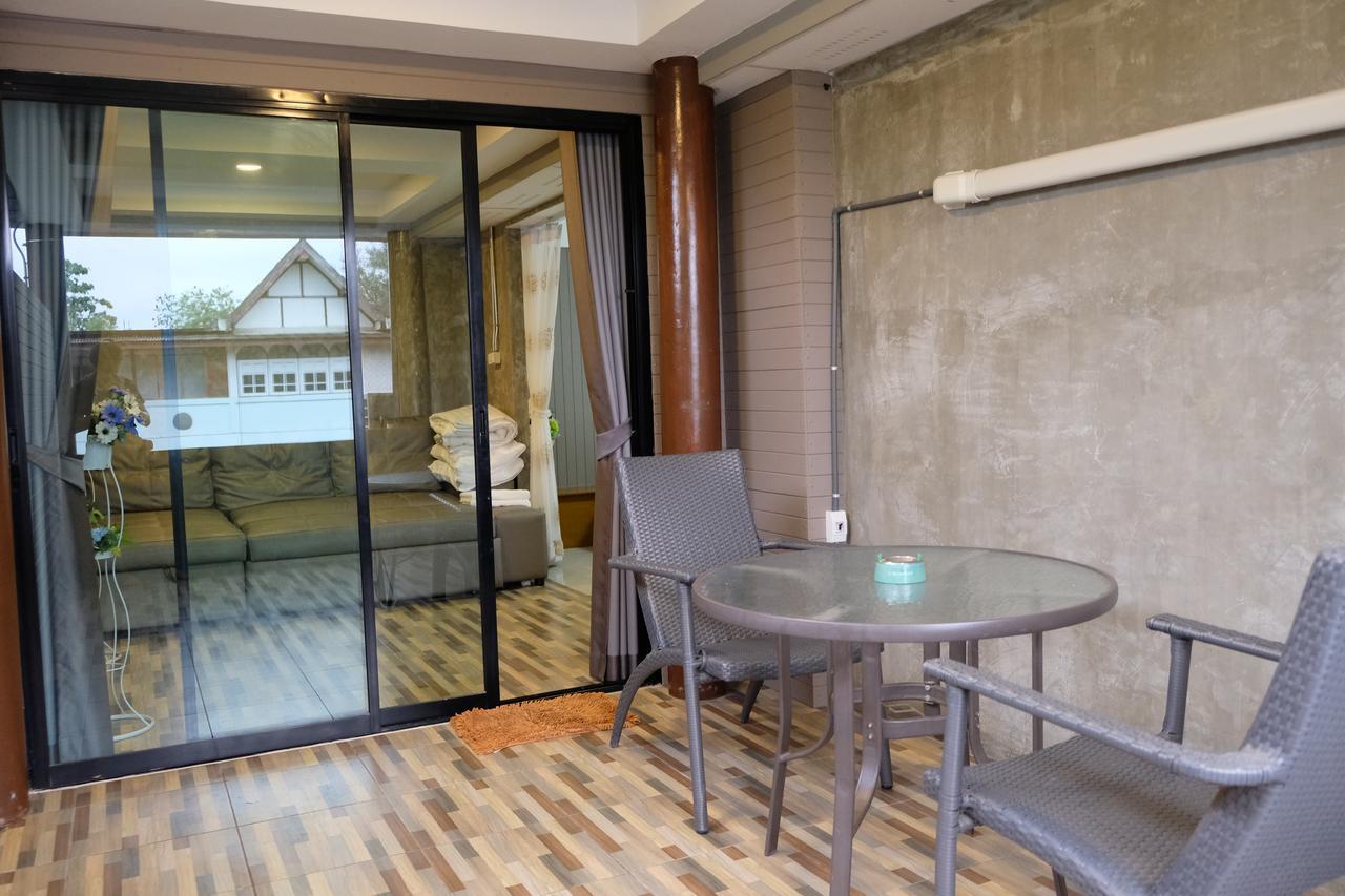 Royal Nine Hotel Kanchanaburi Ngoại thất bức ảnh