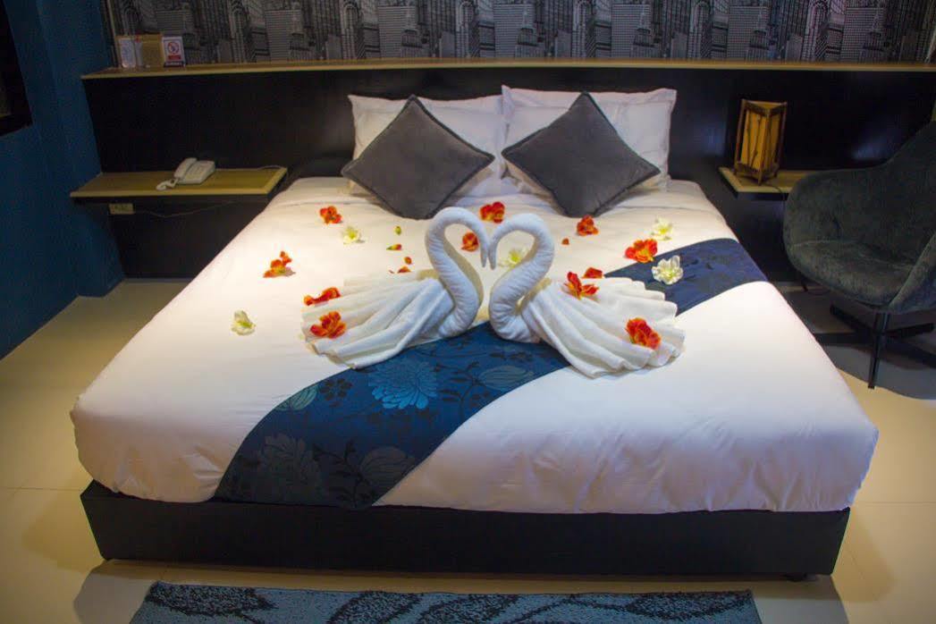 Royal Nine Hotel Kanchanaburi Ngoại thất bức ảnh